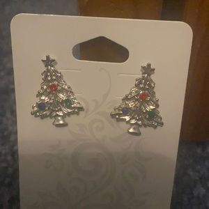 Sold ⭐️ Christmas Tree Earrings